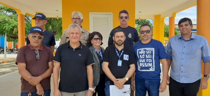 Vereadores de Cabaceiras participam de reunião com DER ao lado do prefeito Tiago Castro
